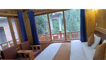 Traditional Triple Room, Balcony, Valley View | Free WiFi