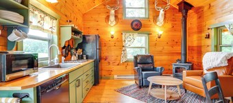 On 30 Acres w/ Trails & Garden: Stockholm Retreat!