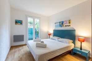 2 chambres, fer et planche à repasser, lit parapluie, Wi-Fi gratuit