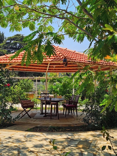 4-bedroom Villa with Heating, Pool, Playgrounds, WiFi, Gardens: Douq, Batroun