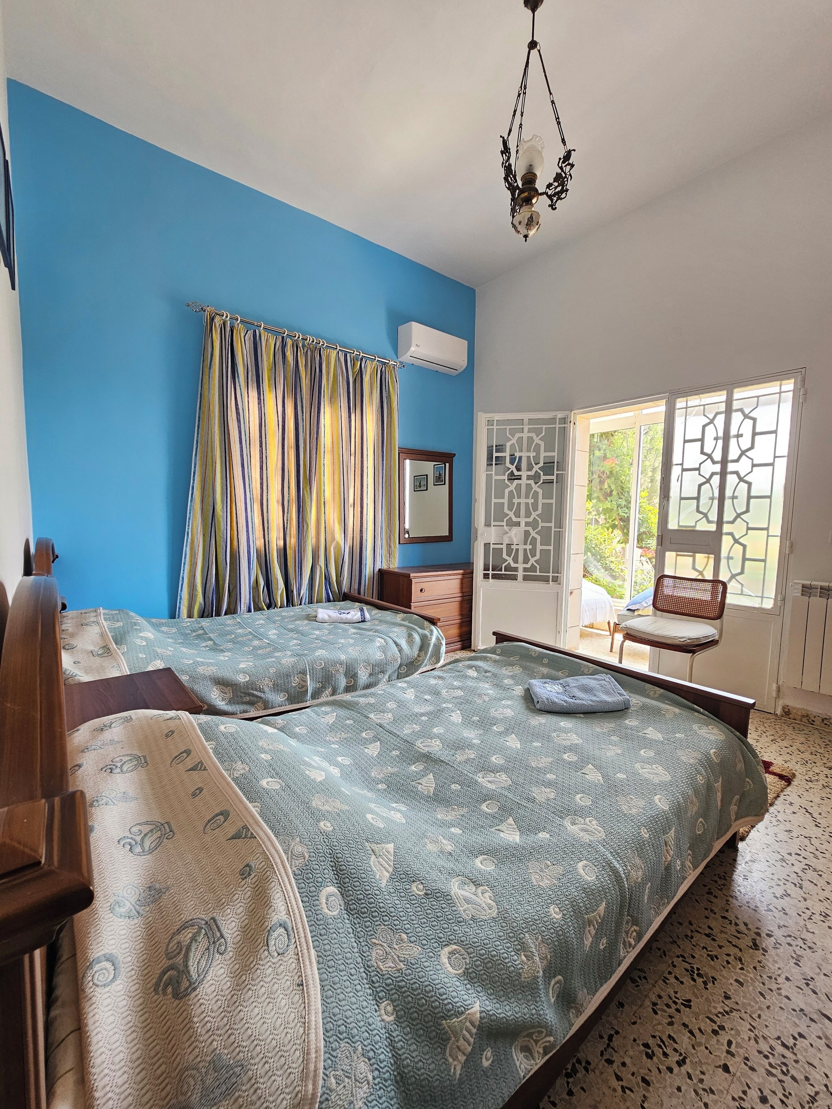 4 chambres, bureau, fer et planche à repasser, Wi-Fi gratuit