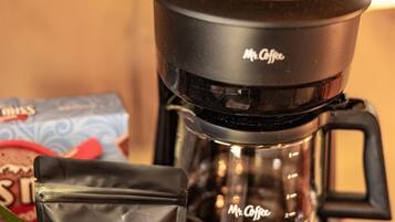 Kaffee und/oder Kaffeemaschine