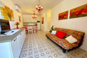 Smart TV - Apartment in Porto Santa Margherita (Porto Santa Margherita)
