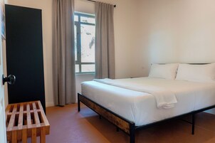 Family Cabin, 2 Bedrooms, Pets Allowed, Mountain View | Blackout drapes, free WiFi, bed sheets