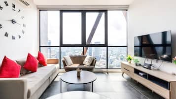 Superior Apartment, 1 Bedroom, Kitchen, City View | Pemandangan dari bilik