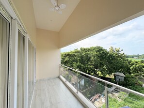Executive Studio Suite | Balcony