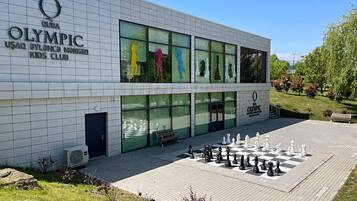 Área de juegos infantiles al aire libre