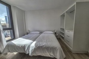 3 camere, ferro/asse da stiro, Wi-Fi gratuito