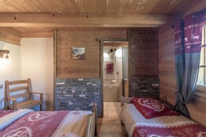 4 bedrooms, WiFi, bed sheets