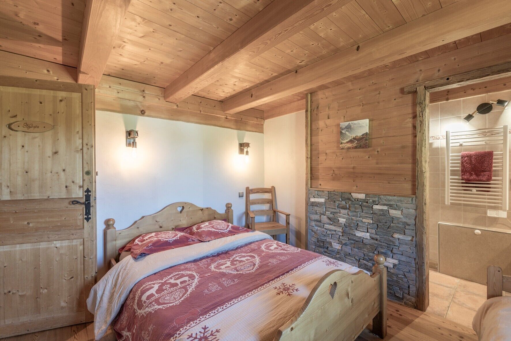 4 bedrooms, WiFi, bed sheets