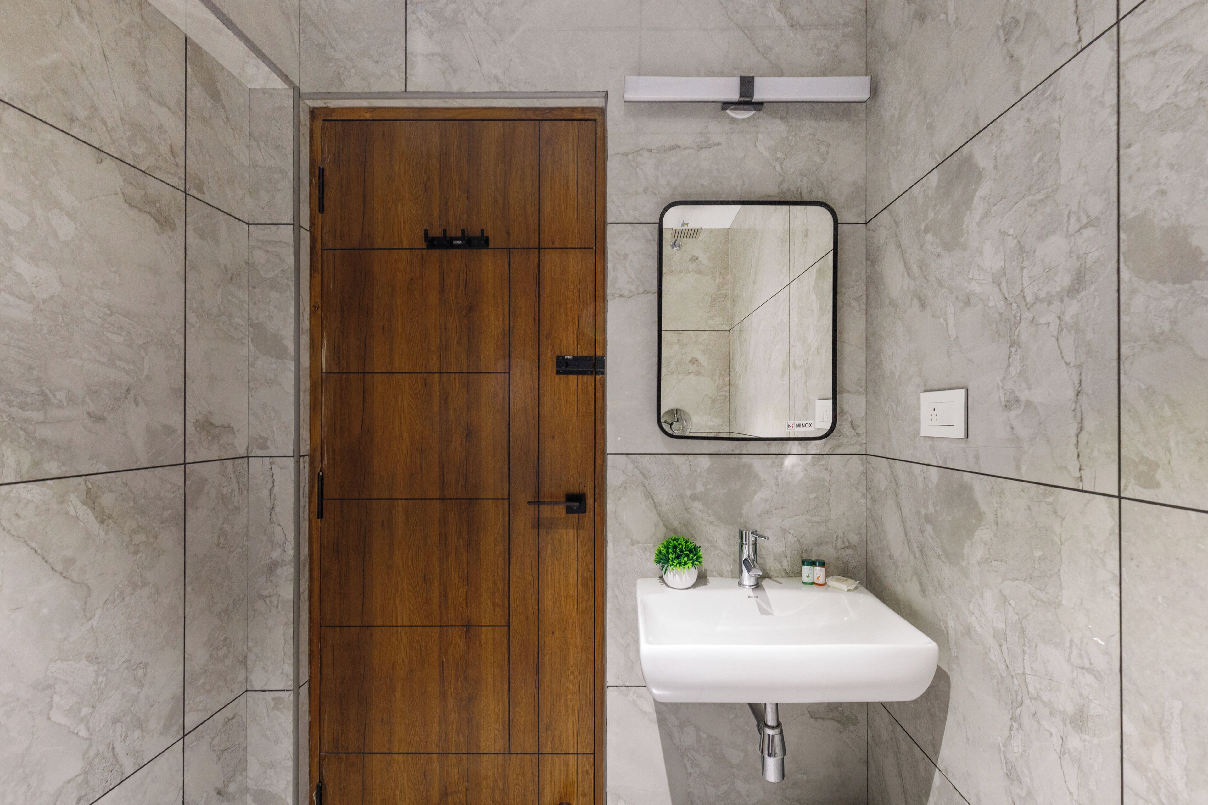 Apartment (2 Bedrooms) | Bathroom