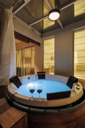 Villa (4 Bedrooms) | Interior