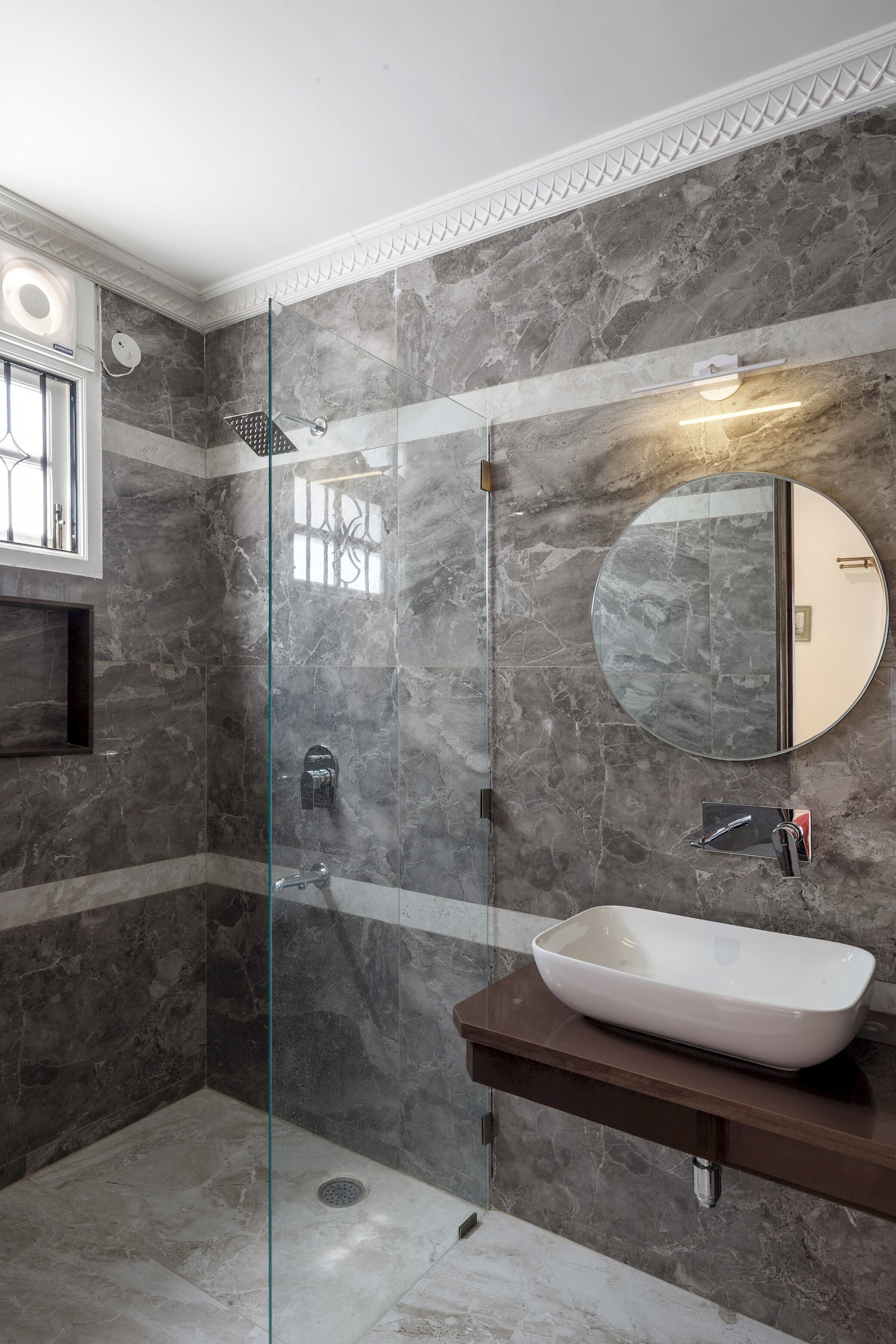 Apartment (2 Bedrooms) | Bathroom