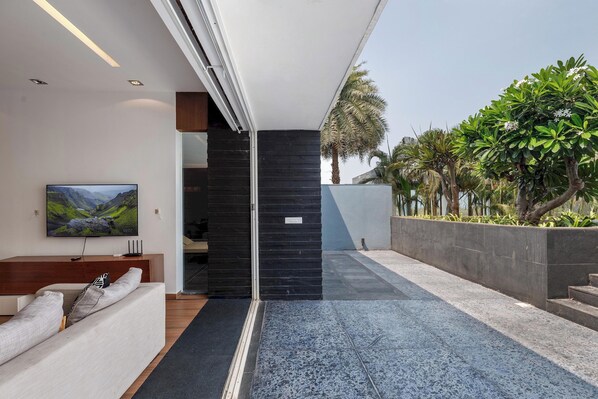 Interior - Casa Palmera3br Luxe Villainfinity Poolbay View (Vasco da Gama)