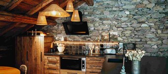 Le Château : 8 people