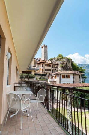 Standard-Apartment, Balkon, Seeblick | Balkon