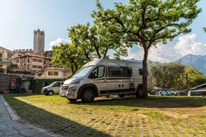 Stationnement libre-service