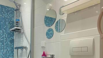 Dusche, Haartrockner