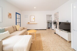 TV - Maemuki (Caleta de Sebo)