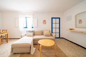 TV - Maemuki (Caleta de Sebo)