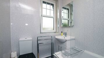 Apartemen | Kamar mandi