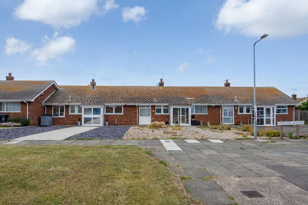 Amazing Beachside 2bd Family Home With Garden - Broadstairs