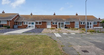 Amazing Beachside 2Bd Family Home With Garden