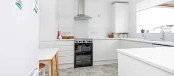 Amazing Beachside 2Bd Family Home With Garden