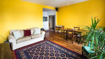 Apartment | Living room
