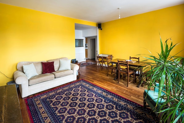 Apartment | Living room