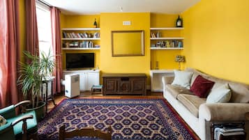 Apartment | Living room