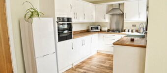 3Bd Gem In The Heart Of Barnetby Le Wold