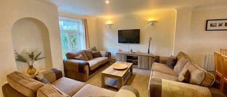 House | Living room