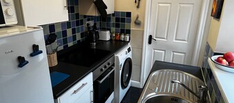 Robin’S Hollow: 2Bd Home Near Wrexham Afc