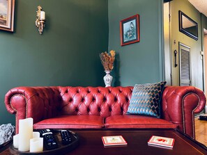 Nhà | Phòng khách | TV 1-inch có truyền hình kỹ thuật số 