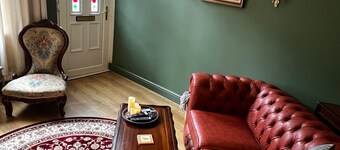 Robin’S Hollow: 2Bd Home Near Wrexham Afc