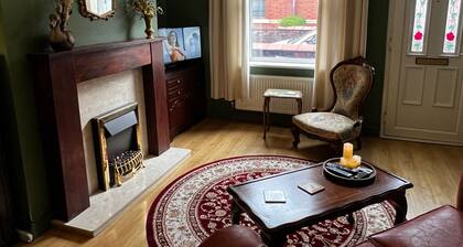 Robin’S Hollow: 2Bd Home Near Wrexham Afc