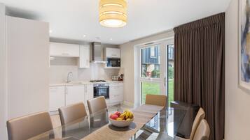 Apartment | Dining room
