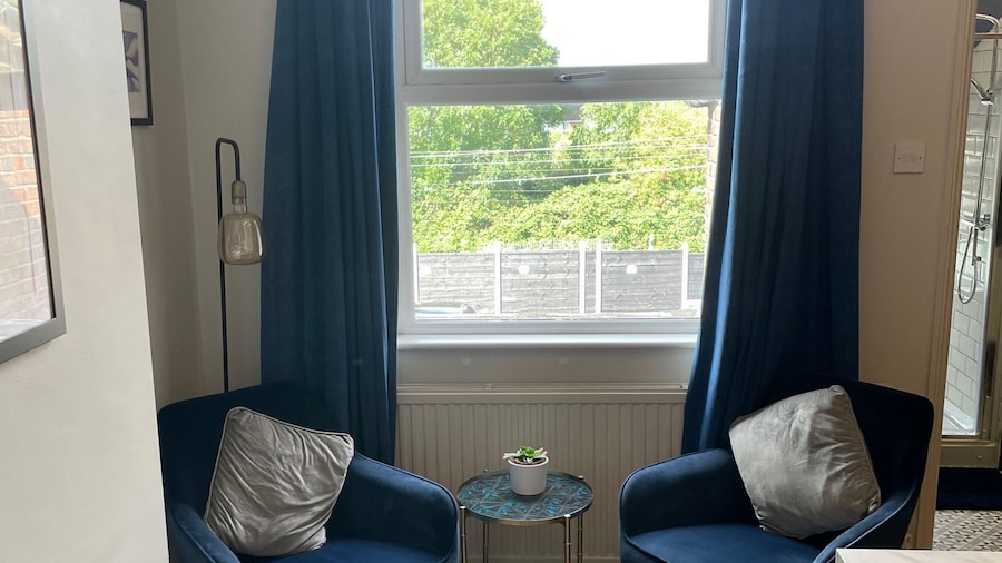 Comfy 1Bd Retreat In The Heart Of Alderley Edge