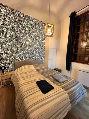 1 bedroom, free WiFi, bed sheets