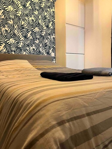Cozy, comfortable one-bedroom apartment in a quiet neighborhood