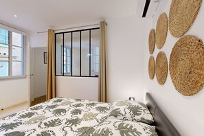 Accès Internet, draps fournis