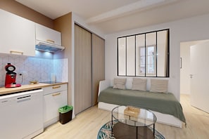 Acceso a internet y ropa de cama 