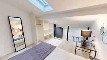 WiFi (free), bed sheets