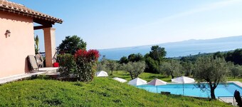 Rustikales Landhaus mit Blick auf den Bolsena-See