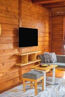 Desk, laptop workspace, free WiFi