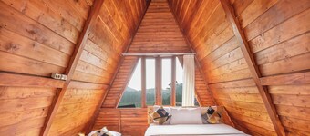 Diamond Cabin House