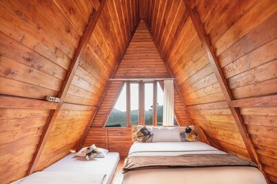Diamond Cabin House