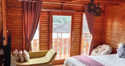 Diamond Cabin House