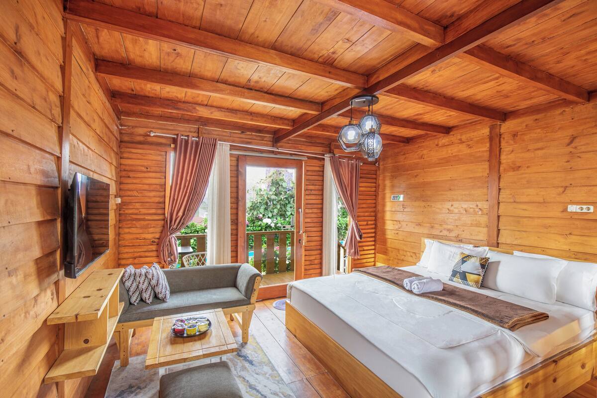 Family Cabin, Mountain View